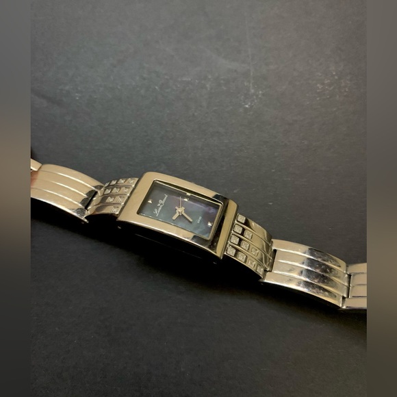 Lucien Piccard watch with mother of pearl and white stones - Picture 5 of 9